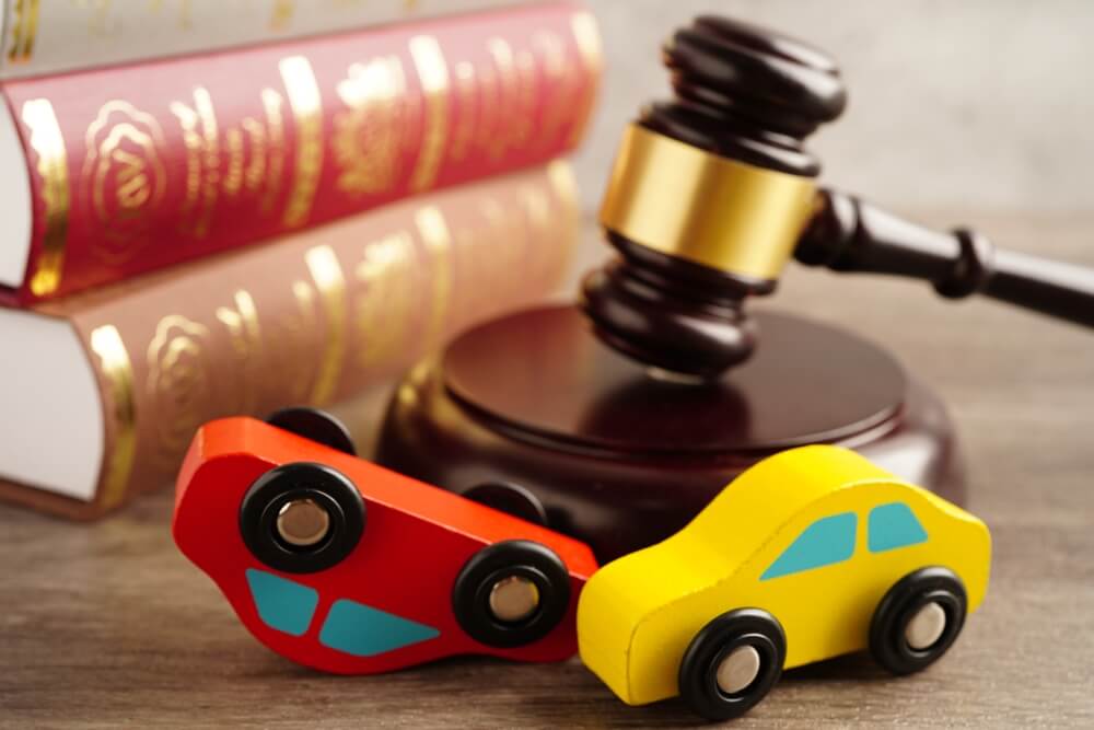 Who Pays When Multiple Parties Are at Fault In a Car Accident?
